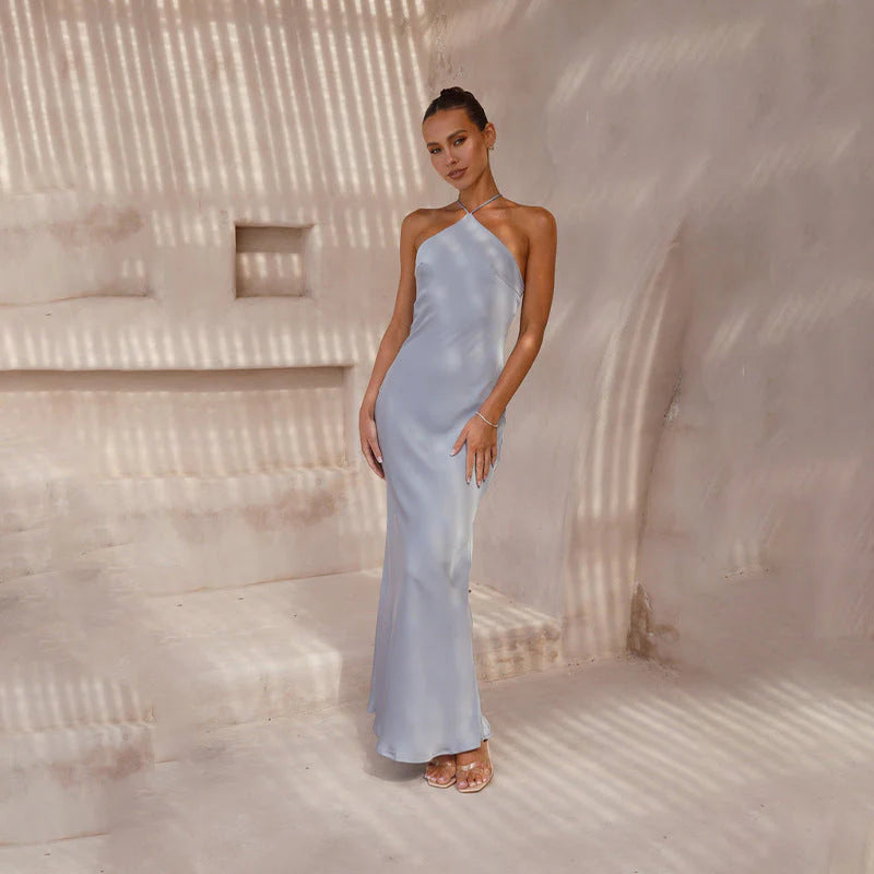Solid Color Slim Fit Backless Halter Tight Dress